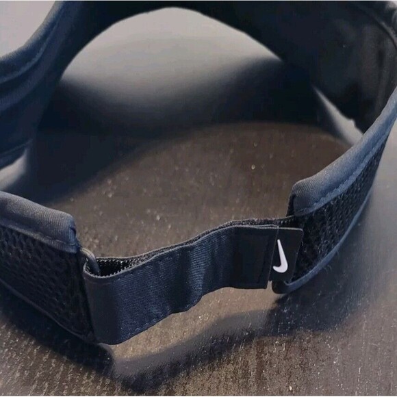 UCF Knights Nike Featherlight Aerobill Dri-Fit Visor Black Tennis Golf - Picture 3 of 5